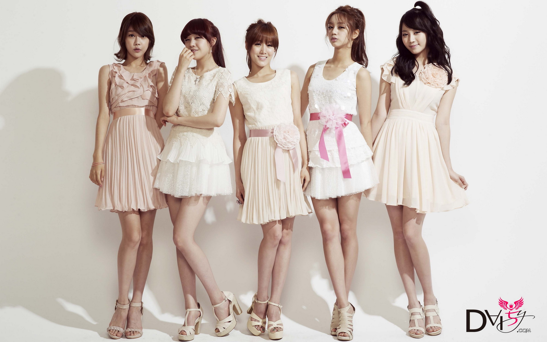 韩国美女组合排行榜_韩国美女mv排行榜_韩国